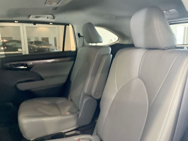 2021 Toyota Highlander Hybrid Limited
