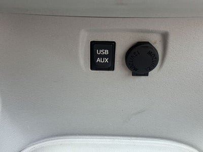 2012 Toyota Sienna XLE 8 Passenger