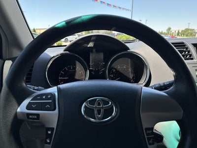 2011 Toyota Highlander Base