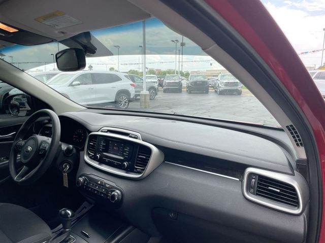 2017 Kia Sorento LX