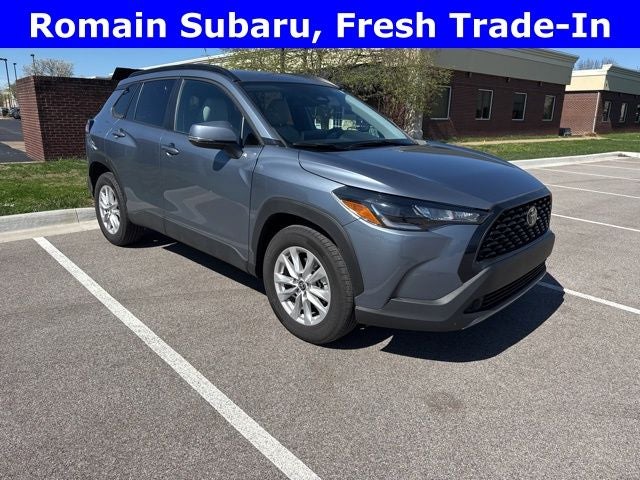 2024 Toyota Corolla Cross LE