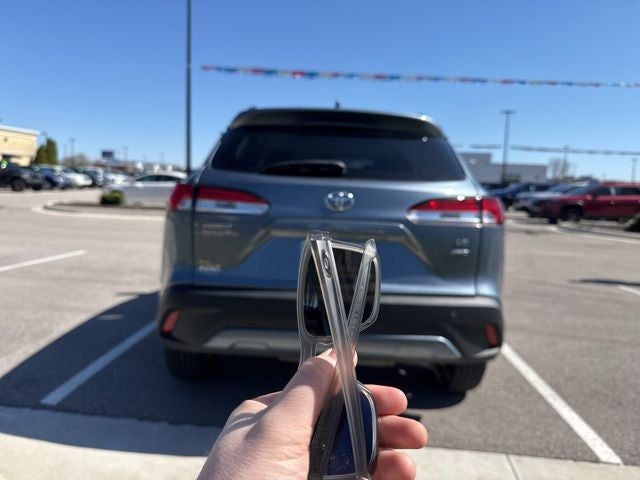 2024 Toyota Corolla Cross LE