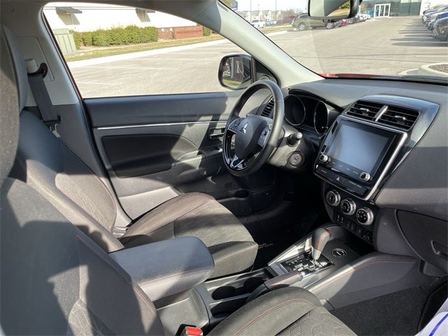 2025 Mitsubishi Outlander Sport 2.0 ES