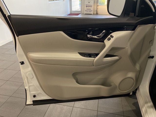 2021 Nissan Rogue Sport SV