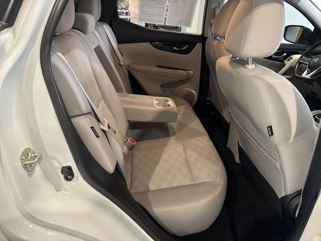 2021 Nissan Rogue Sport SV