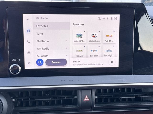 2024 Toyota Prius Prime SE