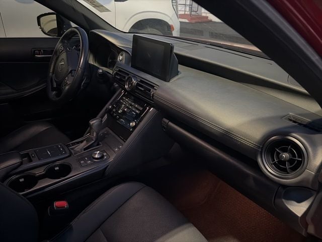 2023 Lexus IS 300