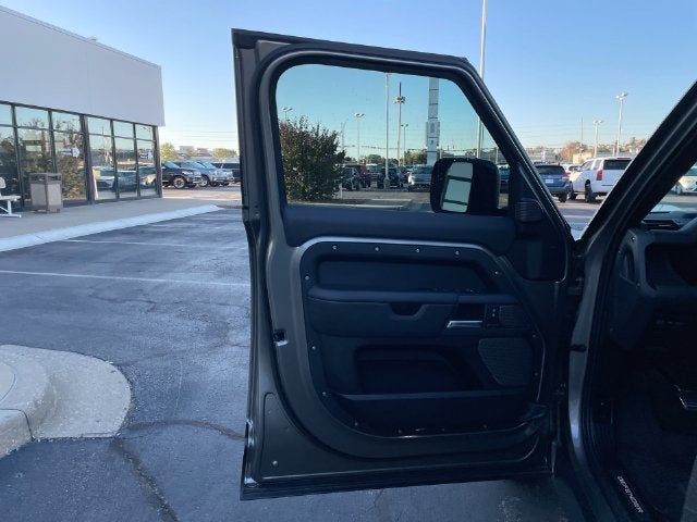2024 Land Rover Defender 110 X