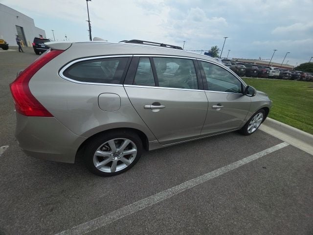 2016 Volvo V60 T5