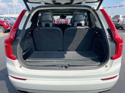 2018 Volvo XC90 T6 Momentum