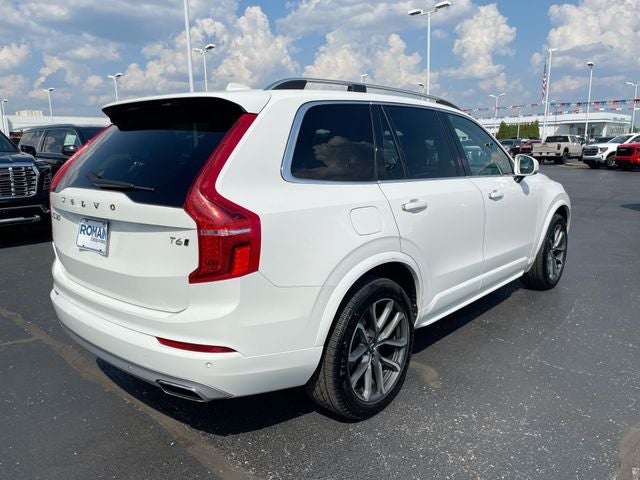 2018 Volvo XC90 T6 Momentum