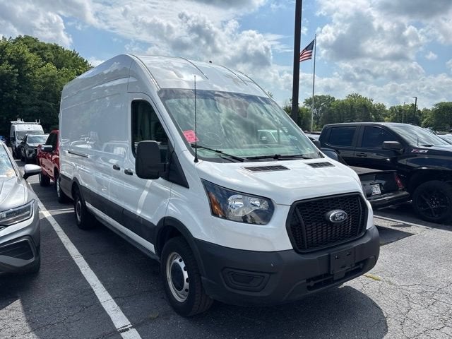 2025 Ford Transit Cargo Van Base