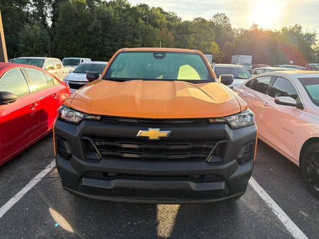2025 Chevrolet Colorado WT/LT
