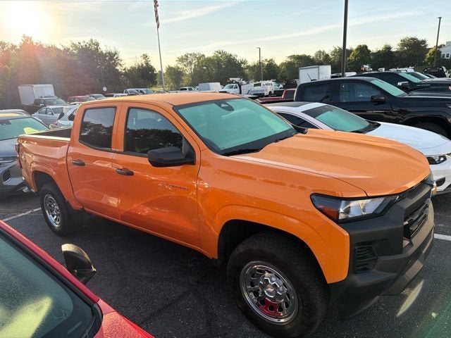 2025 Chevrolet Colorado WT/LT