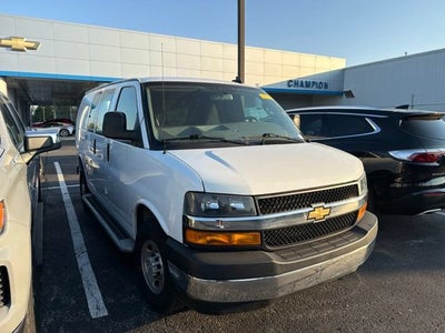 2025 Chevrolet Express Cargo WT