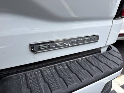 2024 GMC Sierra 1500 Elevation