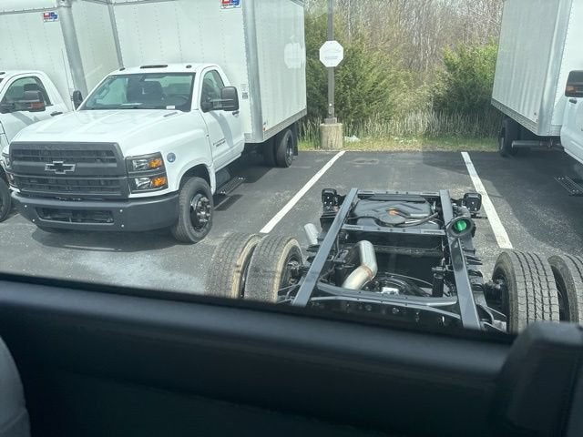 2024 Chevrolet Silverado 5500 HD Work Truck
