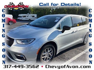 2024 Chrysler Pacifica Touring L