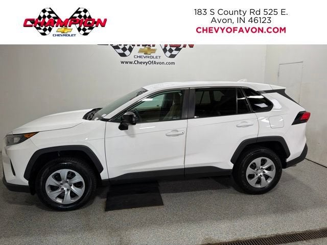 2022 Toyota RAV4 LE