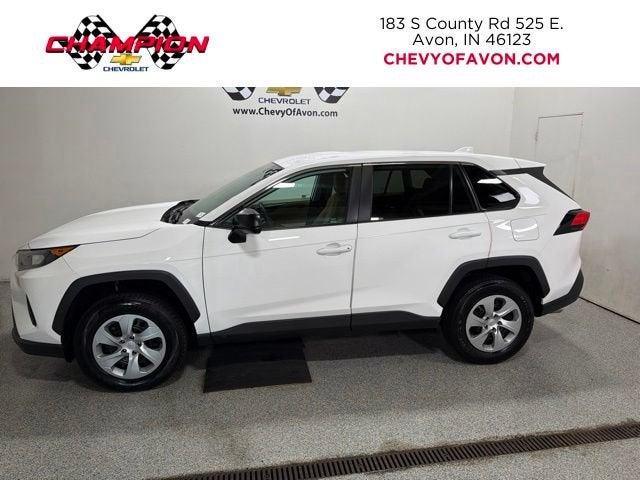2022 Toyota RAV4 LE