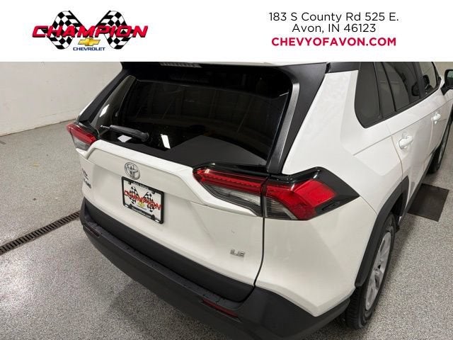 2022 Toyota RAV4 LE