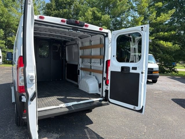 2025 RAM ProMaster Cargo Van Tradesman