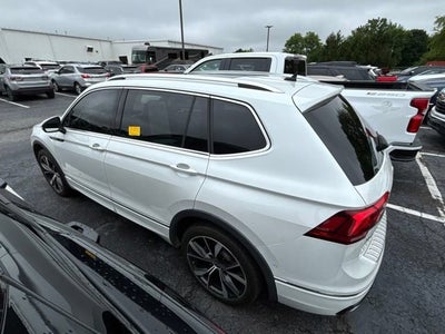2022 Volkswagen Tiguan SEL R-Line