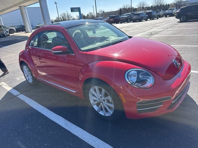 2019 Volkswagen Beetle 2.0T SE