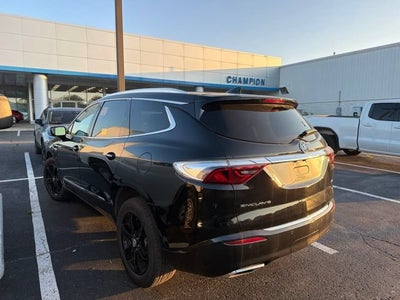 2024 Buick Enclave Essence