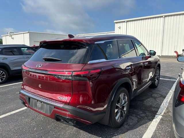 2023 INFINITI QX60 LUXE