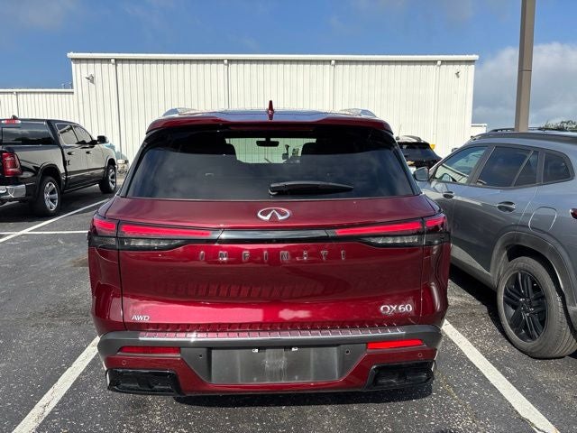 2023 INFINITI QX60 LUXE