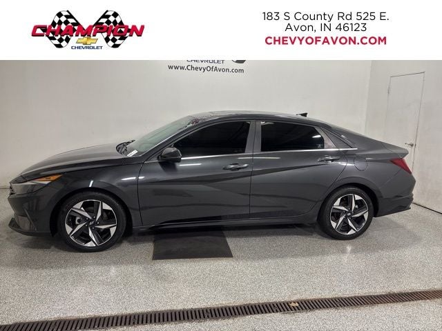 2022 Hyundai Elantra SEL