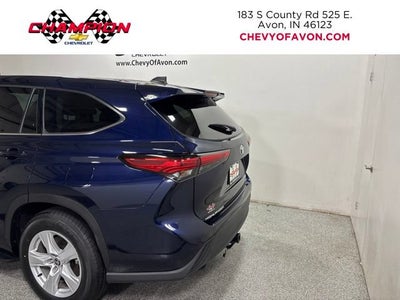 2022 Toyota Highlander LE
