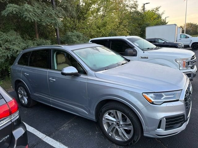 2022 Audi Q7 Premium 45 TFSI quattro Tiptronic